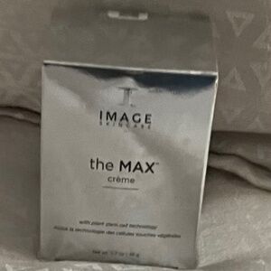 Image the Max cream